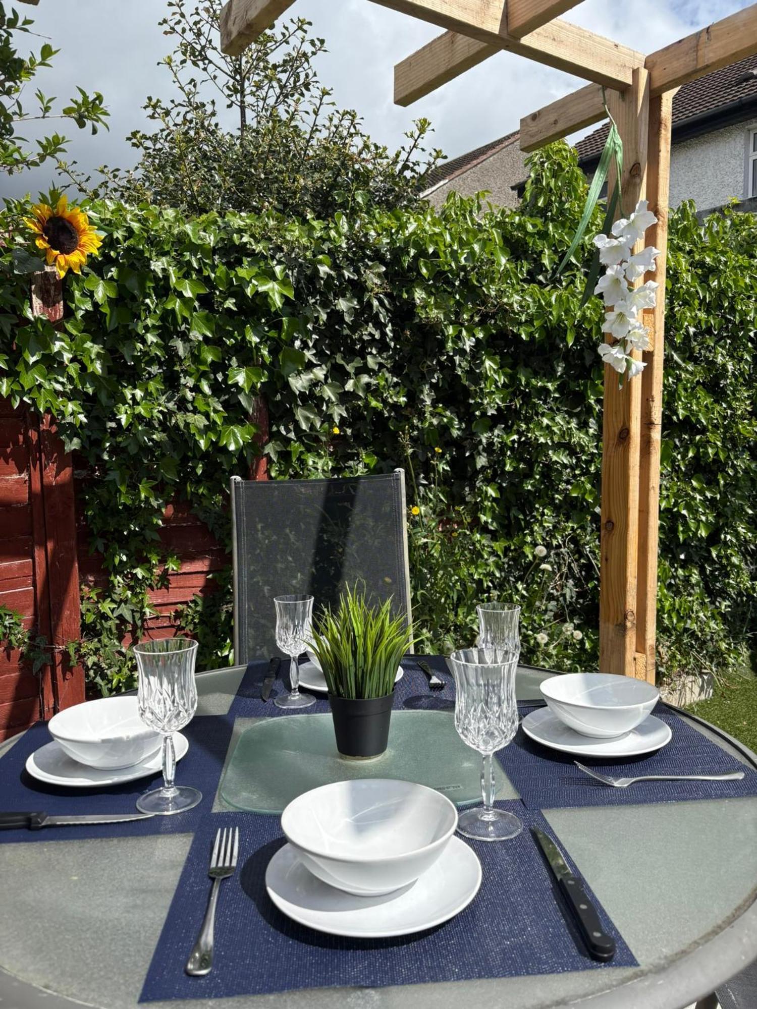 Maison d'hôtes Superb Triple Near Airport - 1 Dublin