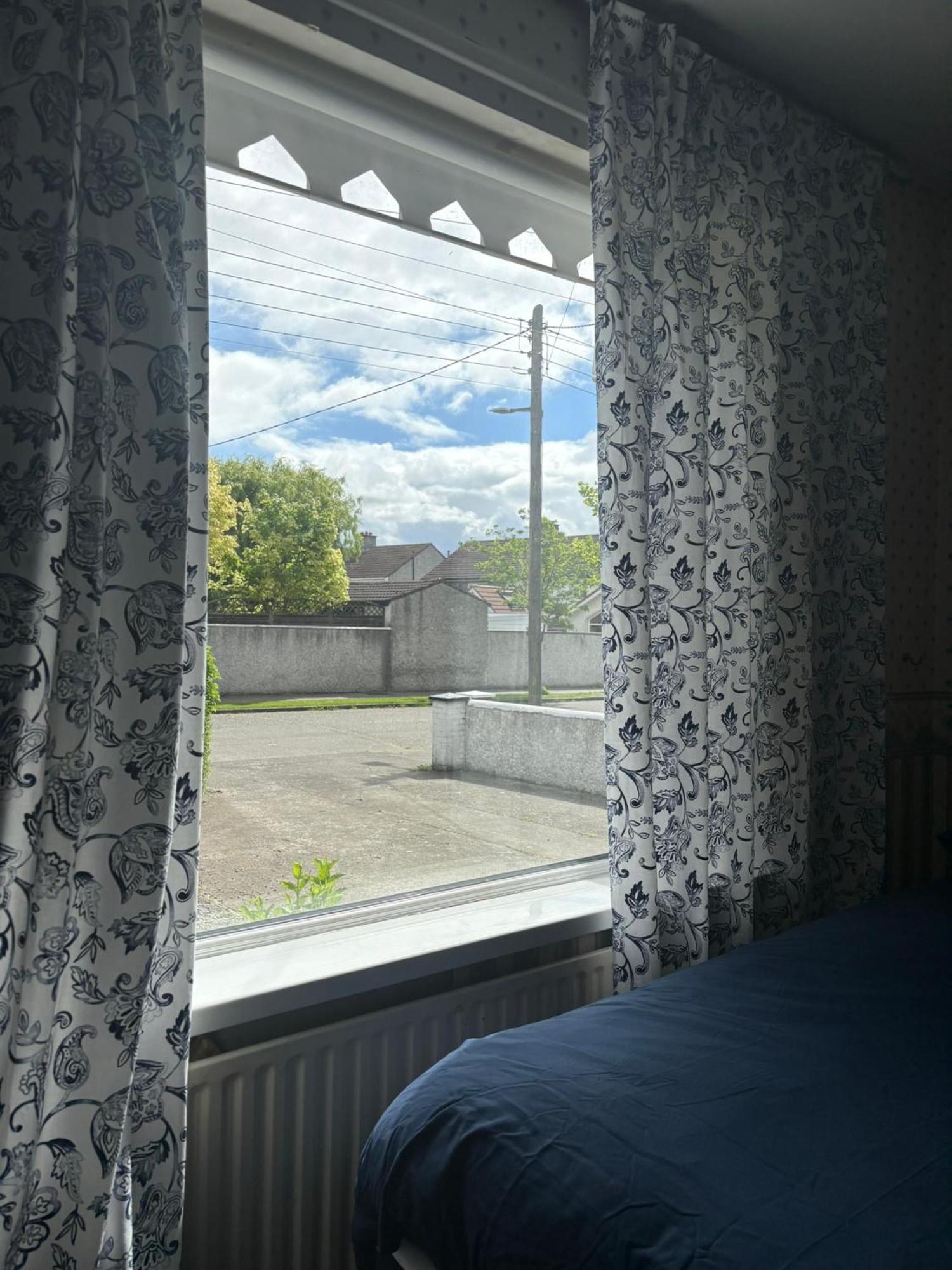 Superb Triple Near Airport - 1 Maison d'hôtes Dublin