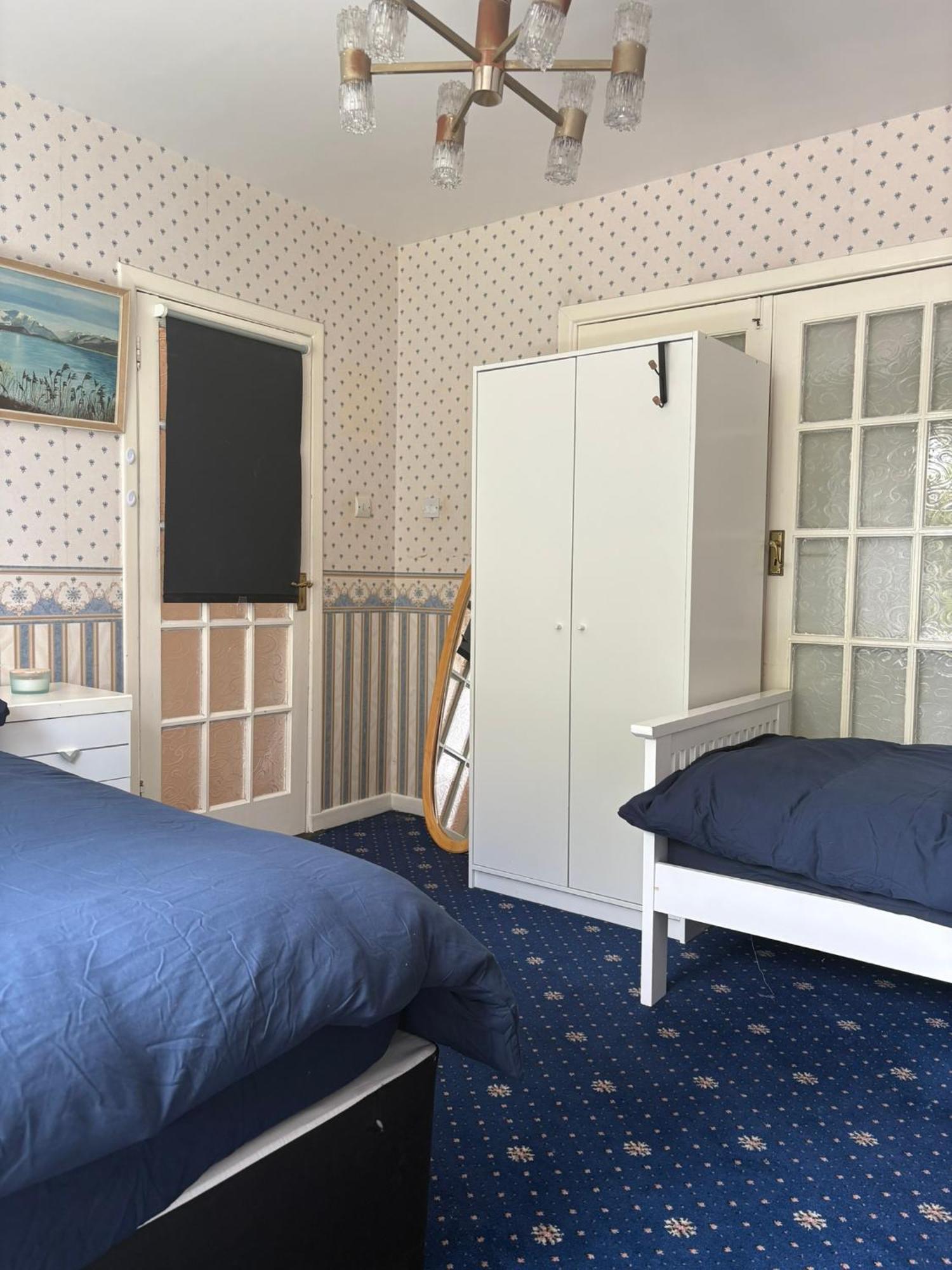 Superb Triple Near Airport - 1 Maison d'hôtes Dublin
